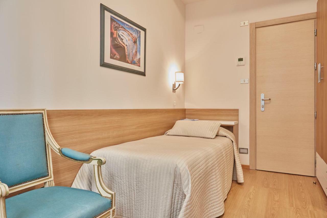 Albergo Celeste Sestri Levante Buitenkant foto